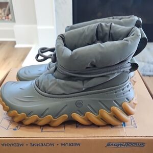 CROCS Green and Brown Men's Boots